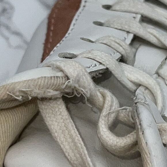 MADEWELL Low Top Sidewalk Sneaker-9M - Picture 8 of 9